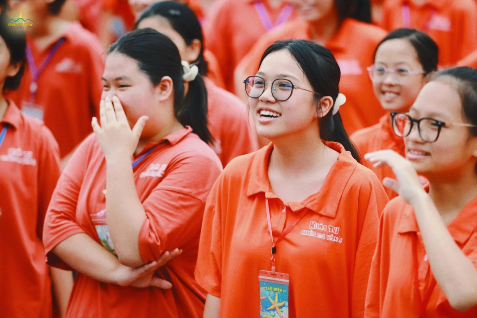 Thảo Nguyên trong khóa tu mùa hè chùa Ba Vàng năm 2024