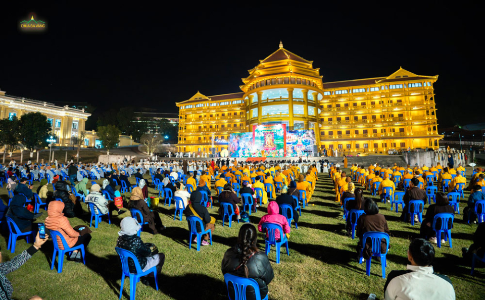 Chương trình diễn ra trong không khí linh thiêng và trang trọng ở Học viện Phật giáo Việt Nam tại Hà Nội