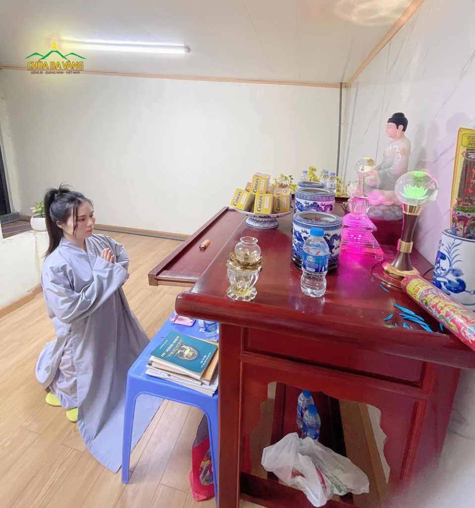 Chị Vân tích cực tu tập Phật Pháp, rèn sửa thân tâm với mong muốn chuyển hóa bệnh khổ