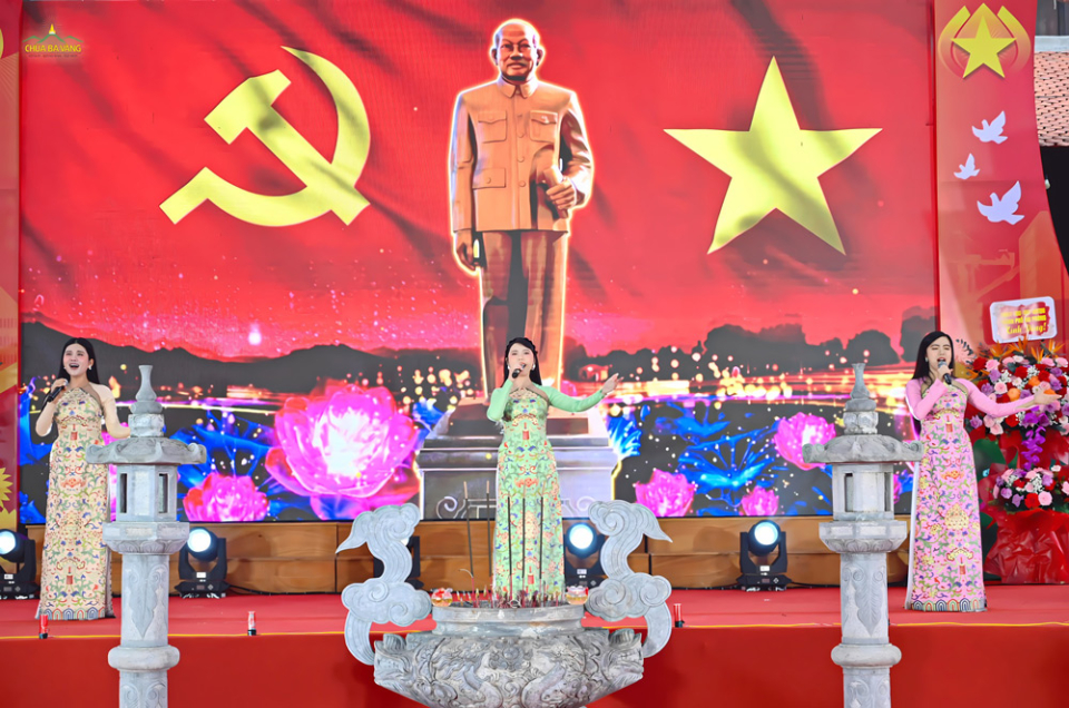 van-nghe-chuong-trinh