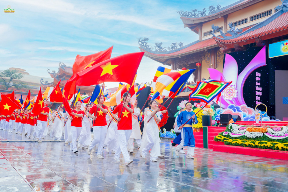 hinh-anh-la-co