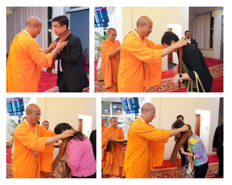 ban-le-tan-dai-le-Vesak-don-tiep-dai-bieu-13