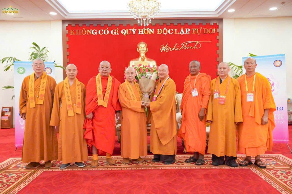 Trân trọng đón tiếp Hòa thượng Shi Yanjue - Chủ tịch Hiệp hội Phật giáo Trung Quốc cùng phái đoàn đến Việt Nam tham dự Đại lễ Vesak 2025