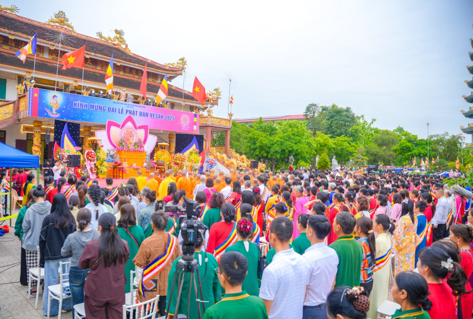 Toàn cảnh Lễ Phật đản PL.2569 – DL.2025 tại chùa Đại Giác, TP. Đồng Hới
