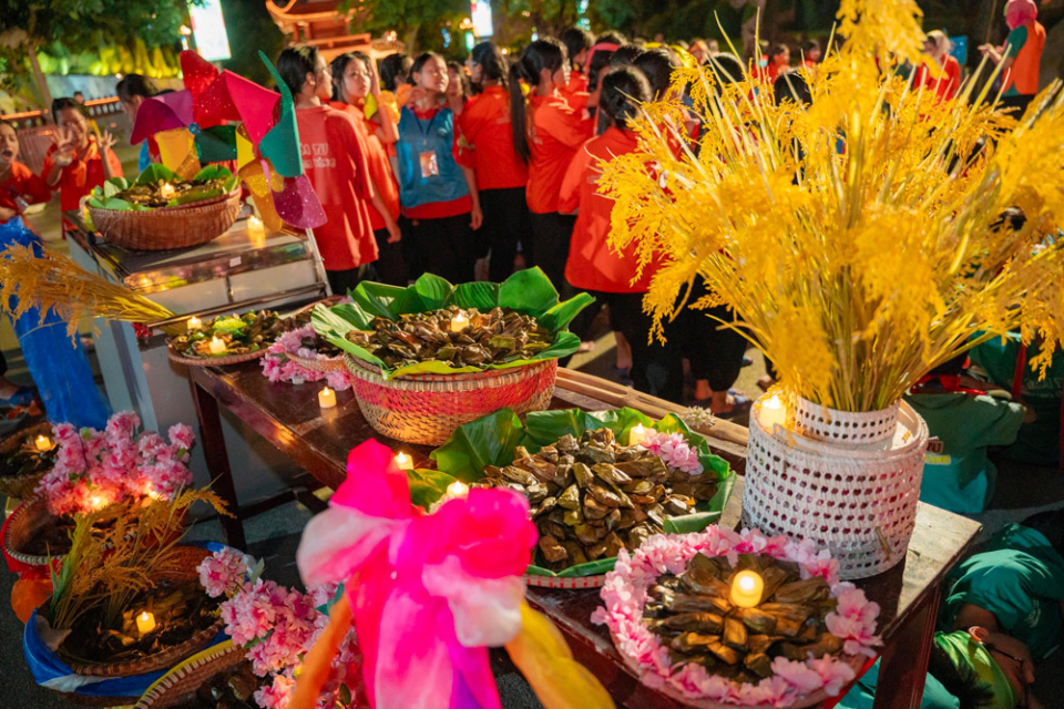 gian-hang-cho-que-mien-phi