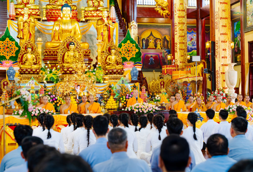 Thầy Thích Trúc Thái Minh chia sẻ những lời dạy của Đức Phật về hiếu đạo