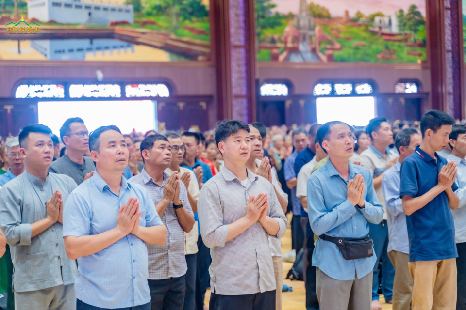 Lễ Phật giúp nuôi dưỡng lòng tin, tâm cung kính (ảnh minh họa)