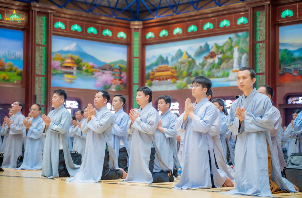Chúng ta chăm chỉ tu tập, rèn sửa để bản thân tốt đẹp hơn thì cảnh giới sẽ tốt đẹp