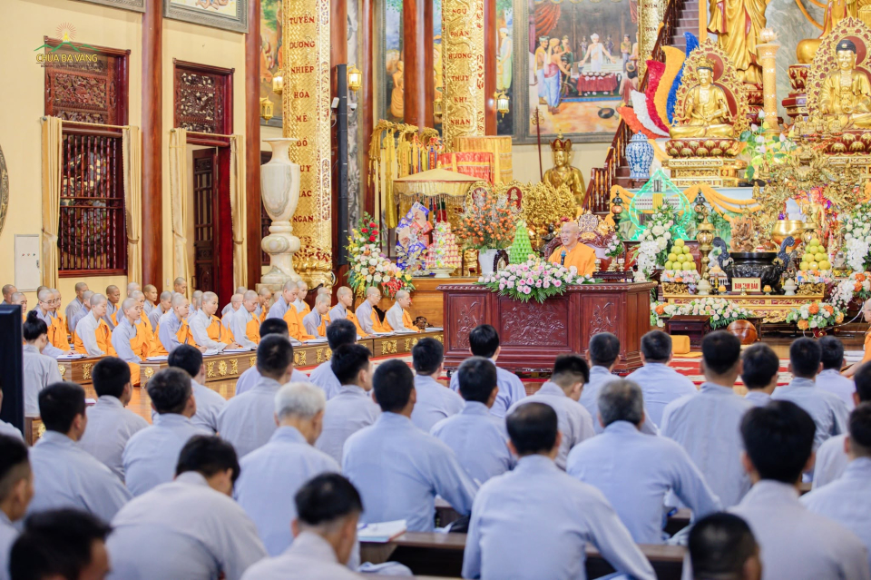 Nghe Pháp giúp chánh kiến tăng trưởng và chúng ta theo Pháp mà như lý tác ý (ảnh minh họa)