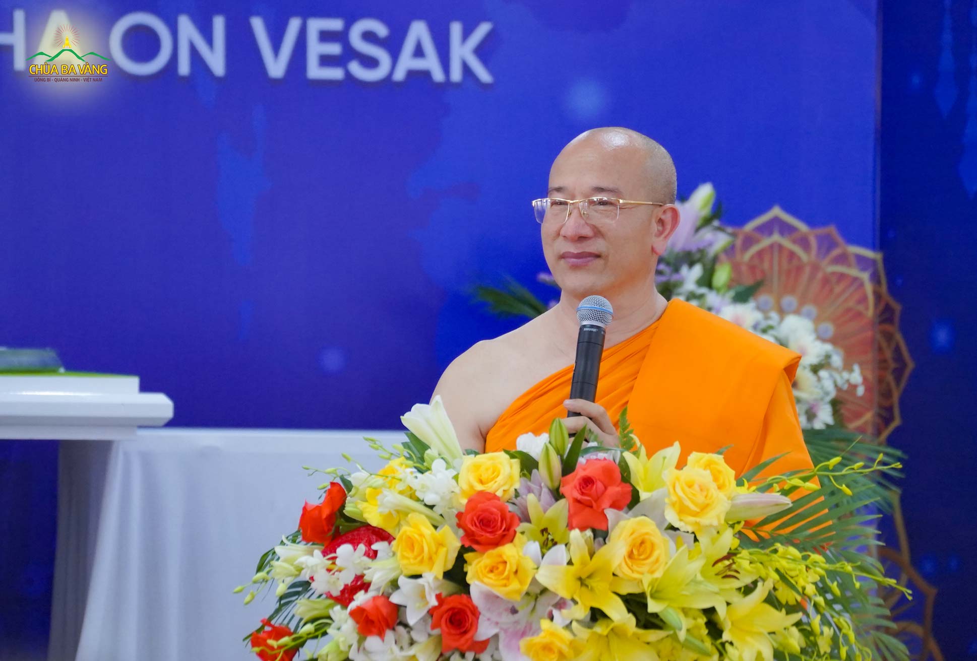 Thượng tọa Thích Trúc Thái Minh bày tỏ niềm hạnh phúc trước sự hiện diện của chư Tôn đức lãnh đạo của GHPGVN và chư Tôn giáo phẩm lãnh đạo các tổ chức GHPG Quốc tế
