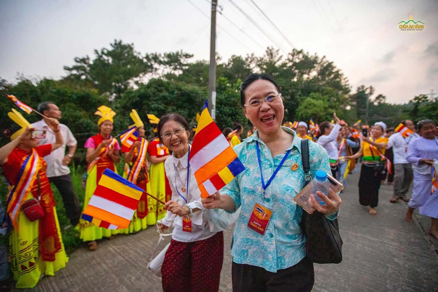 Phật tử Thái Lan cùng diễu hành đón mừng khánh đản