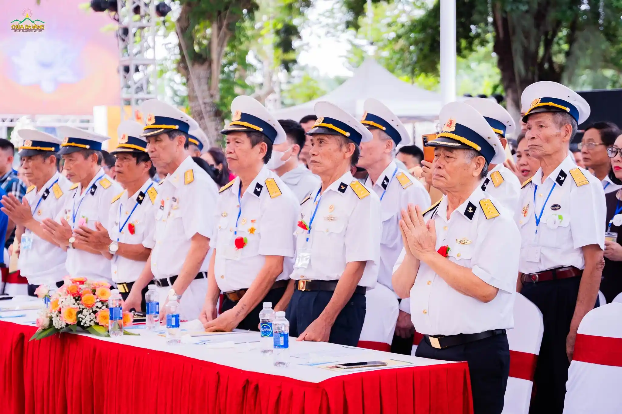 Các cựu chiến binh trên địa bàn quận Đồ Sơn, Hải Phòng tham dự buổi lễ