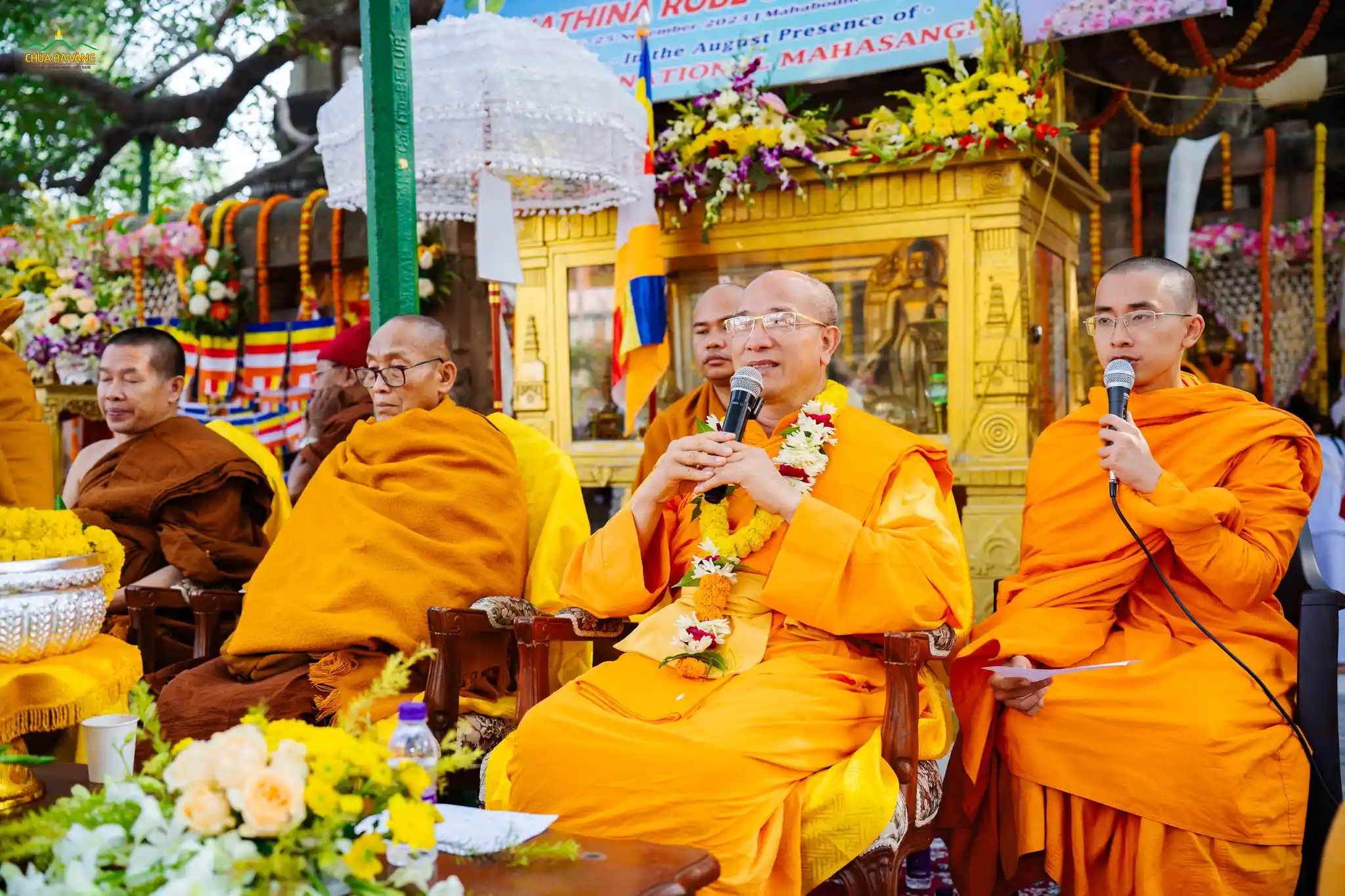 Trong khuôn khổ lễ Dâng y Kathina, Sư Phụ Thích Trúc Thái Minh đã có một thời Pháp thoại, giảng lời Đức Phật dạy trong kinh Pháp Cú