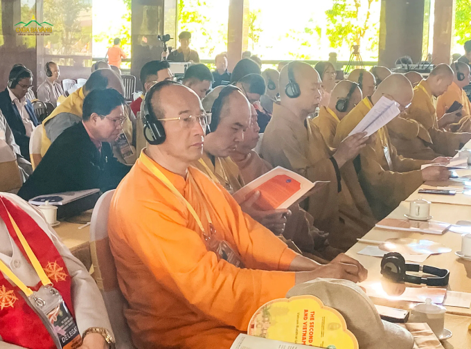 Thầy Thích Trúc Thái Minh - Phó Trưởng ban Phật giáo Quốc tế TƯ GHPGVN, Phó Trưởng ban Thông tin và Truyền thông TƯ GHPGVN tham dự Hội nghị