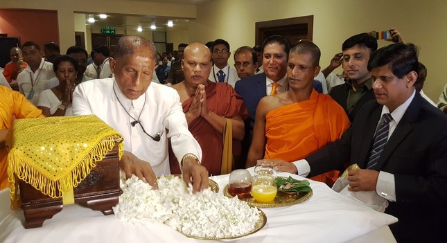 Lãnh đạo và chư Tăng hai nước Sri Lanka, Pakistan bắt đầu nghi thức triển lãm Xá lợi Phật tại Sri Lanka