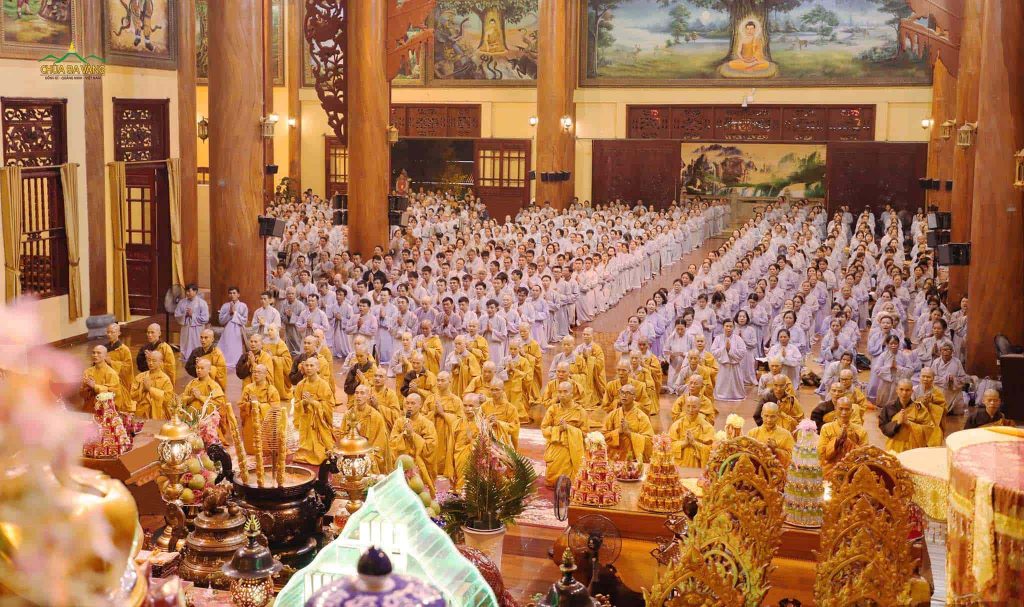 Thời khóa sám hối thường ngày tại chùa Ba Vàng