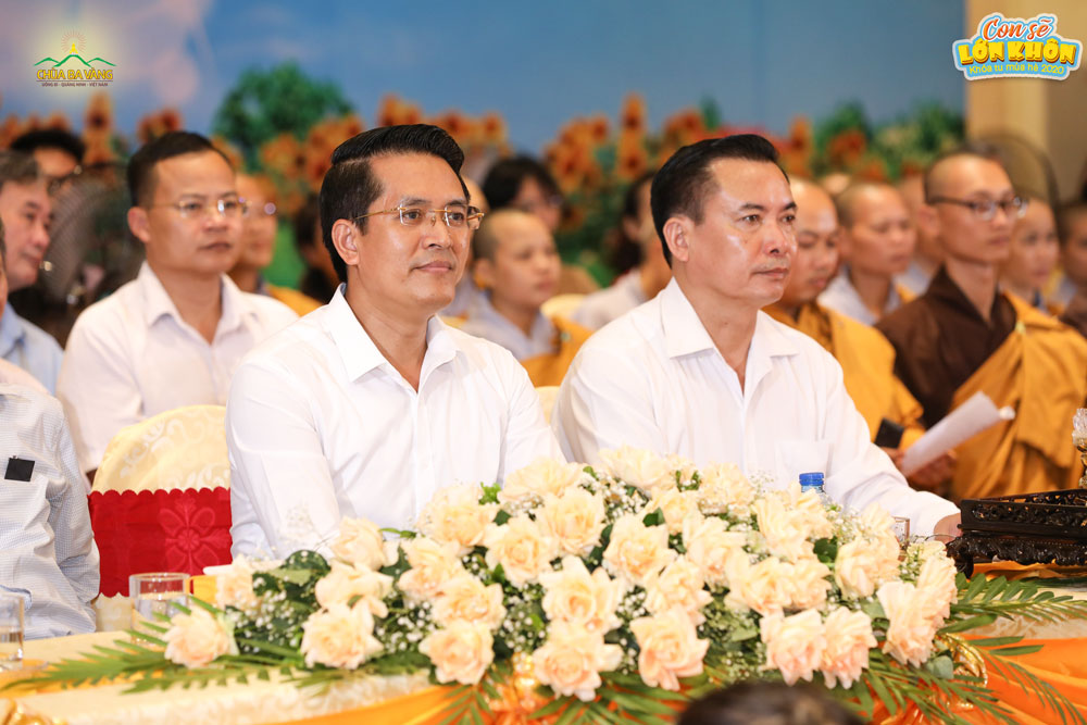 Lãnh đạo các cấp ban ngành tỉnh Quảng Ninh về chùa Ba Vàng tham dự lễ khai mạc Khóa tu mùa hè lần I - 2020