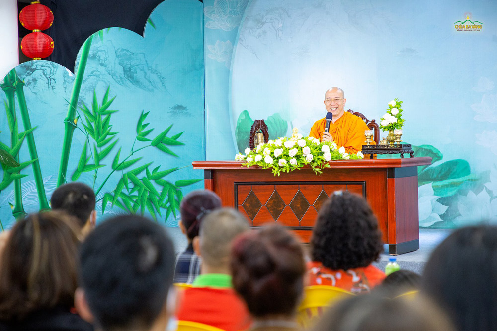 Sư Phụ Thích Trúc Thái Minh chia sẻ Phật Pháp cùng 400 thành viên độc lập công ty Herbalife Việt Nam