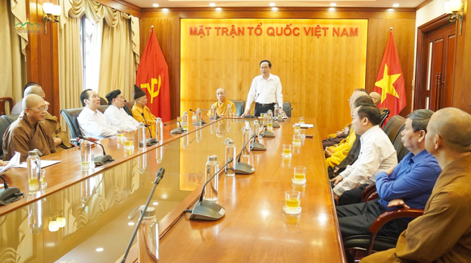 Đón nhận sự đóng góp của các phái đoàn; Bí thư Trung ương Đảng, Chủ tịch Ủy ban Trung ương Mặt trận Tổ quốc Việt Nam - ông Trần Thanh Mẫn rất hoan hỷ và gửi lời cảm ơn