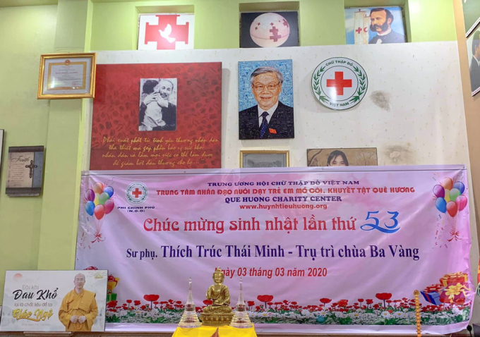 Trung tâm Nhân đạo Quê Hương tổ chức sinh nhật lần thứ 53 của sinh nhật Sư Phụ