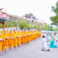 Sớt bát chư Tăng nhân kỷ niệm 1 năm thành lập đạo tràng Phật tử xa xứ
