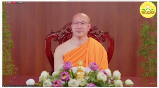 Thầy Thích Trúc Thái Minh gửi lời chúc mừng Đại lễ Phật đản chùa Dhammakaya trong chương trình diễn đàn Vesak toàn cầu