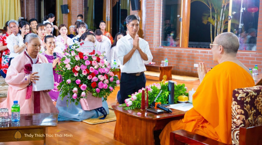 9 đạo tràng Phật tử xa xứ trở về nhà lớn Ba Vàng, đảnh lễ tri ân Sư Phụ Thích Trúc Thái Minh