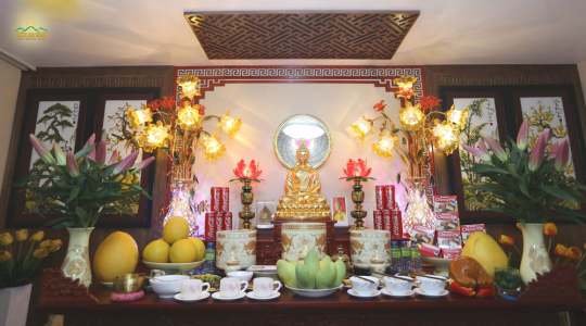 Lập bàn thờ Phật tại gia như thế nào?